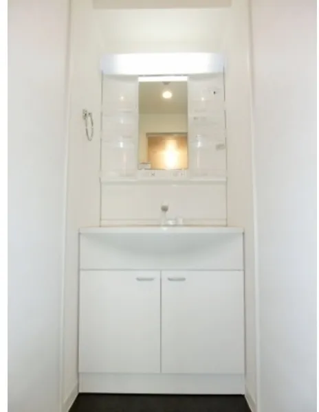 Ground Dukes Head Office - Interior - ["Flooring", "Interior design", "Floor"]