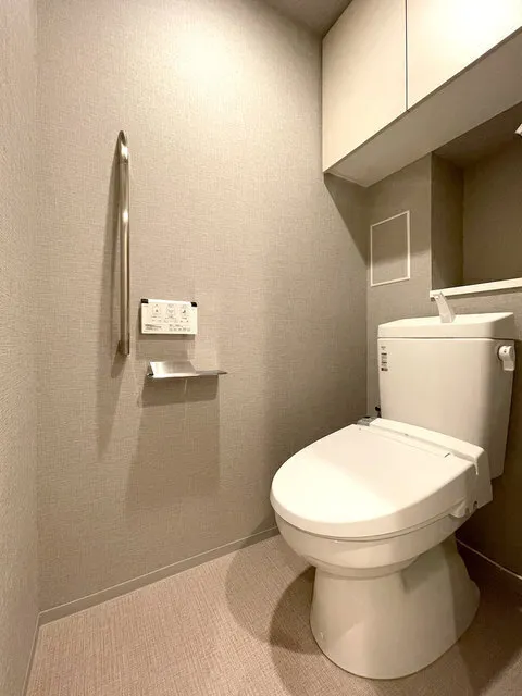 Lefon Prog-Rock Asakusa Iriya - Interior - ["Toilet", "Toilet seat", "Bathroom"]