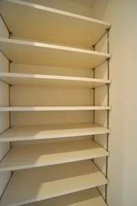 Premier Stage Komagome - Interior - ["Shelf", "Furniture", "Shelving"]
