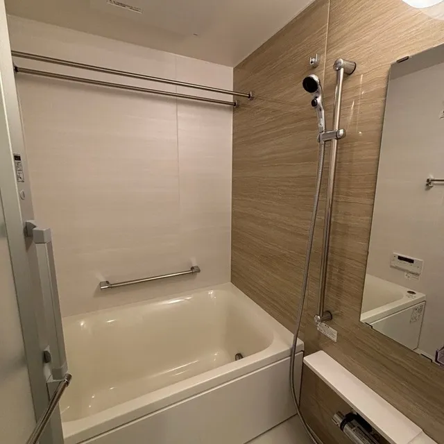 Park Axis Bunkyo Hongo - Interior - ["Plumbing fixture", "Bathroom", "Flooring"]