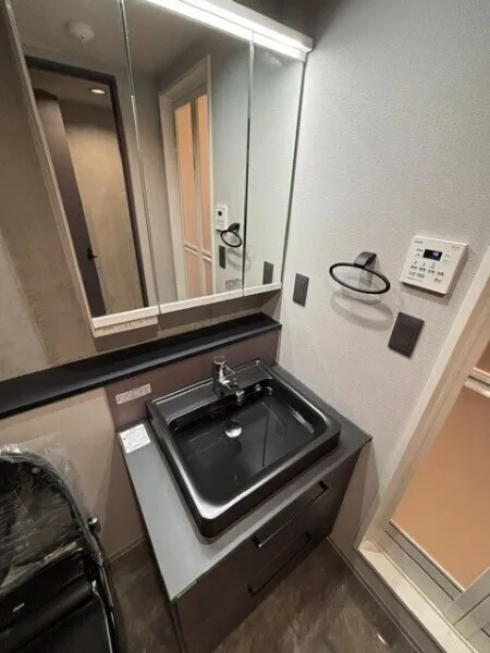 EXAM AKASAKA - Interior - ["Flooring", "Plumbing fixture", "Floor"]