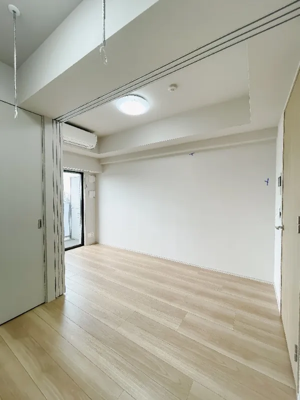 Due Kameido III - Interior - ["Flooring", "Floor", "Wood"]