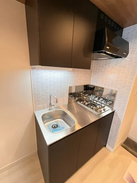Residia Toranomon - Interior - ["Major appliance", "Flooring", "Kitchen"]
