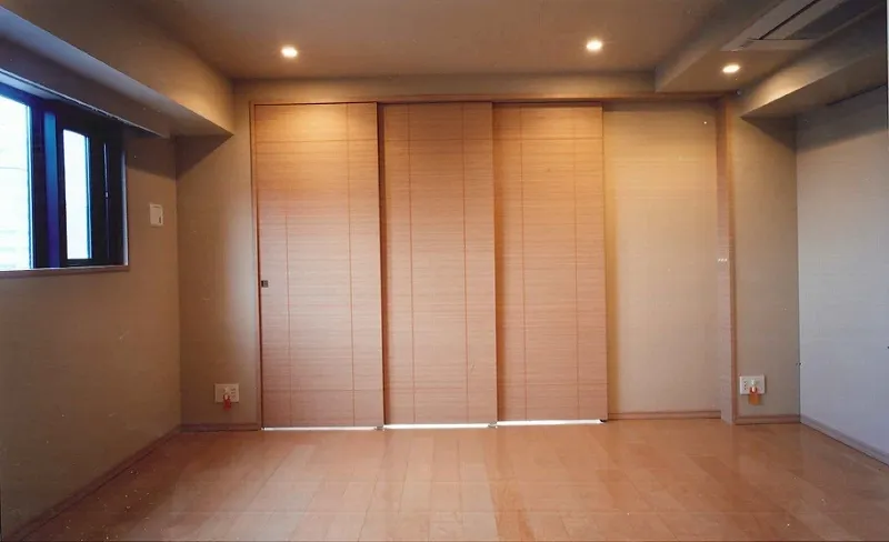 Chester Court Ochanomizu - Interior - ["Hall", "Wood", "Window"]
