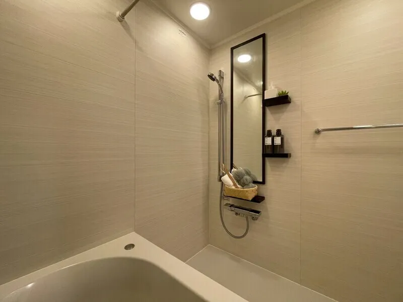 Pollast Yoyogi - Interior - ["Bathroom", "Wall", "Flooring"]