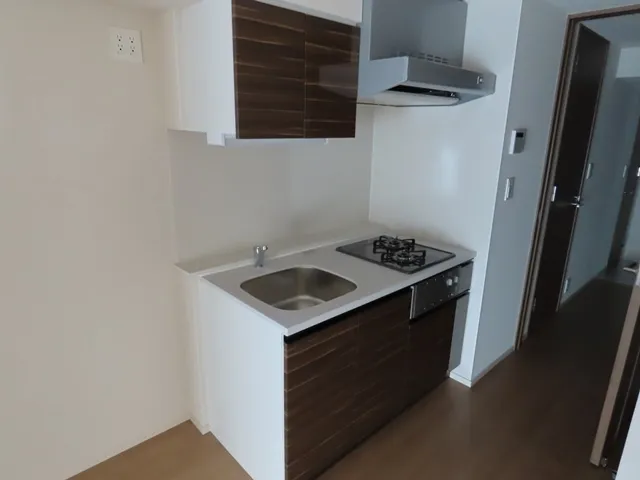 Cross Residence Kamata II - Interior - ["Apartment", "Floor", "Wood flooring"]
