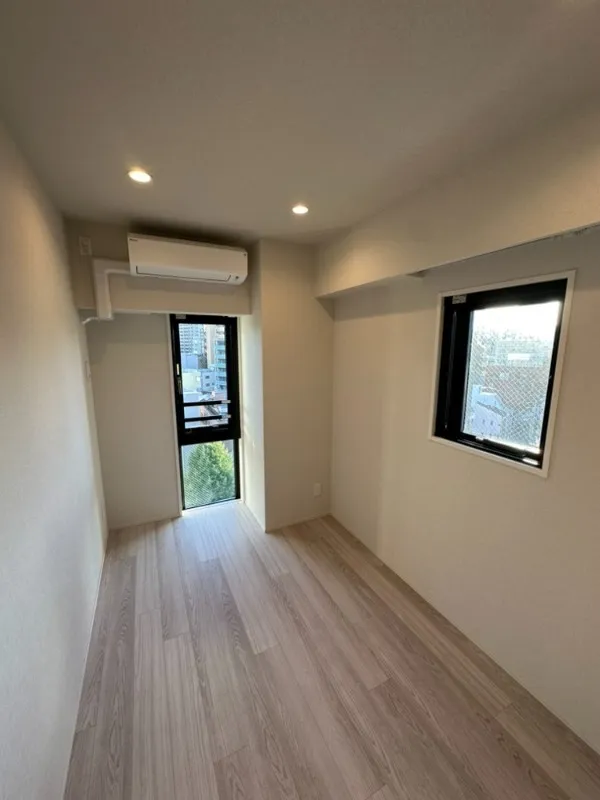 Season Flats Ryogoku South - Interior - ["Flooring", "Floor", "Ceiling"]
