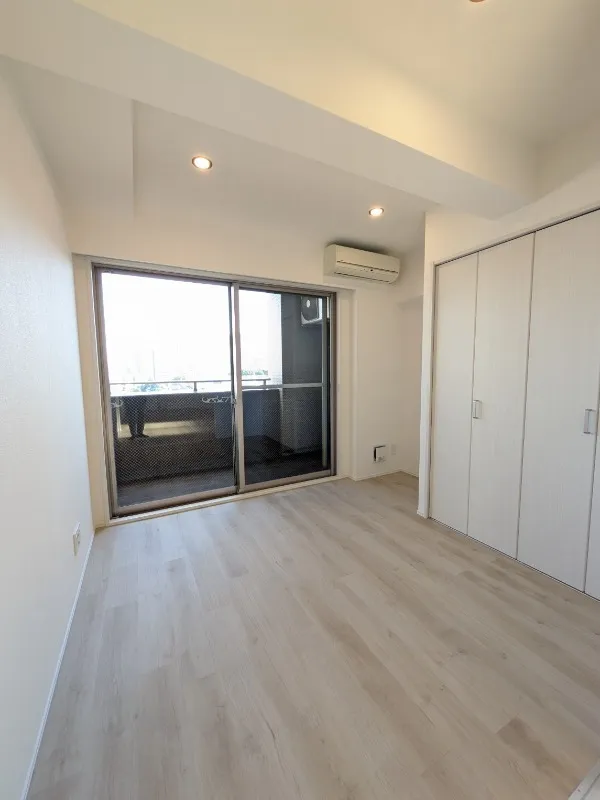 RESIDIA Shima Tsuyama - Interior - ["Flooring", "Floor", "Wood flooring"]