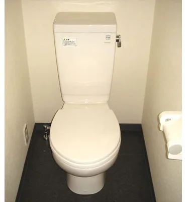 Toshin Phoenix Ushigome Kagurazaka - Interior - ["Toilet seat", "Toilet", "Plumbing fixture"]