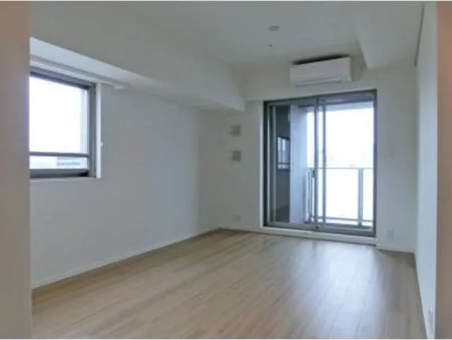 Park Axis Kodenmacho - Interior - ["Property", "Room", "Laminate flooring"]