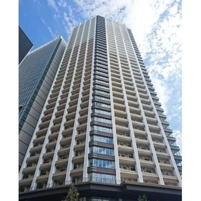 Brillia Towers Meguro North Residence - Exterior - ["Cloud", "Sky", "Building"]