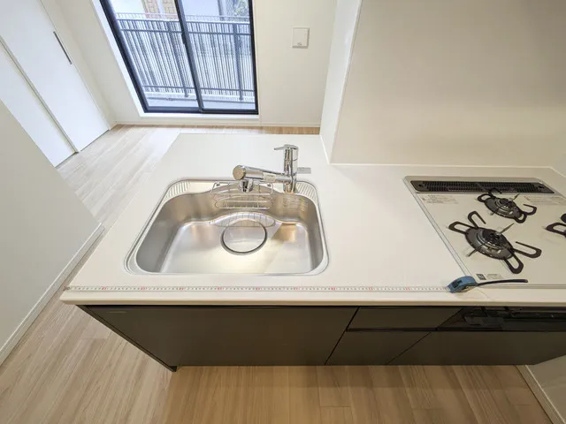 Renaissance Court Meguro Minami - Interior - ["Plumbing fixture", "Flooring", "Kitchen Sink"]