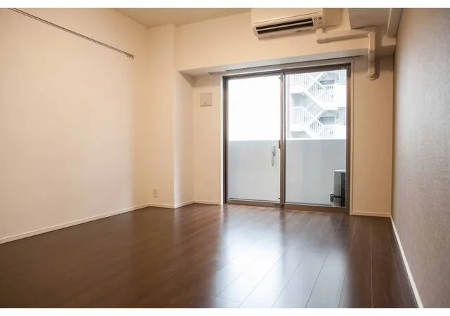 Comforia Kinshicho DEUX - Interior - ["Window", "Fixture", "Wood"]