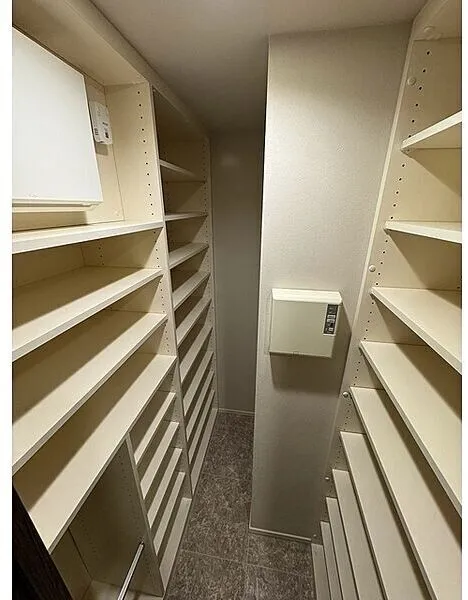 The Park House Kojimachi 3-Chome - Interior - ["Wood", "Shelving", "Shelf"]