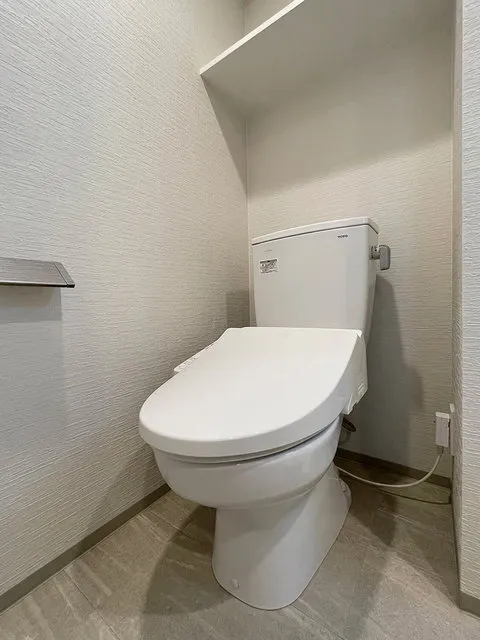 In Front Of Primal Nishi-Ojima Station - Interior - ["Toilet seat", "Toilet", "Plumbing fixture"]