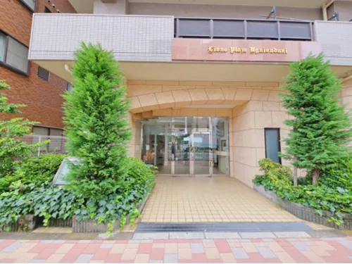 Lions Plaza Uguisudani - Exterior - ["Apartment", "Flowerpot", "Condominium"]
