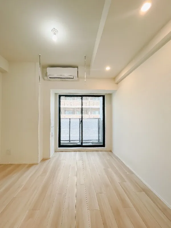 Due Minowa I - Interior - ["Wood", "Flooring", "Floor"]