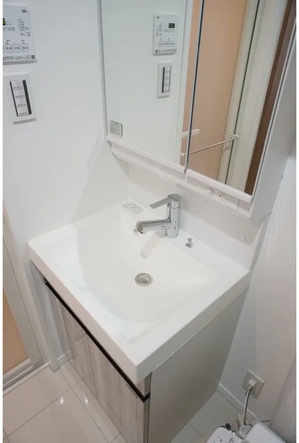 Shell Shinagawa Togoshi - Interior - ["Bathroom Sink", "Plumbing fixture", "Sink"]