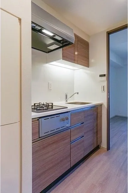 Due Kameido - Interior - ["Kitchen", "Flooring", "Major appliance"]