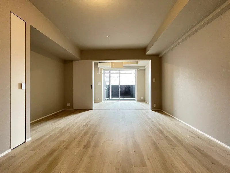 Residia Tsukishima II - Interior - ["Building", "Wood", "Fixture"]