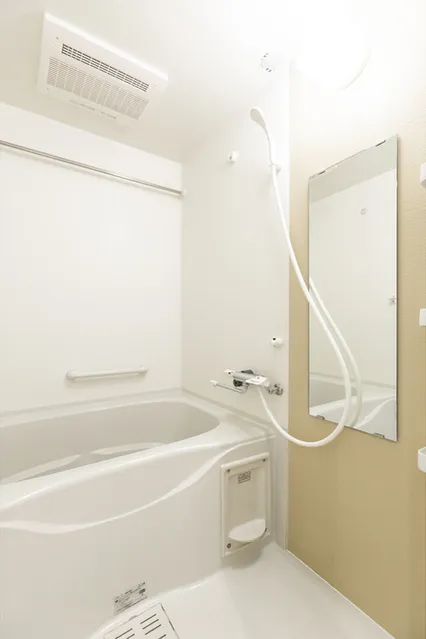 BLESS Kitashinjuku - Interior - ["Plumbing fixture", "Building", "Bathtub"]