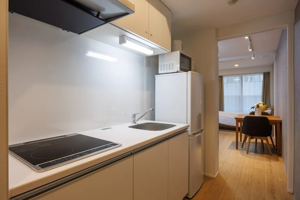 Hmlet Shinjuku Gyoenmae II - Interior - ["Interior design", "Flooring", "Ceiling"]