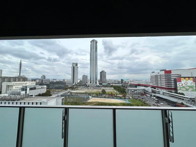 Osaka Bay Residence - Interior - ["Daytime", "Urban area", "Metropolitan area"]