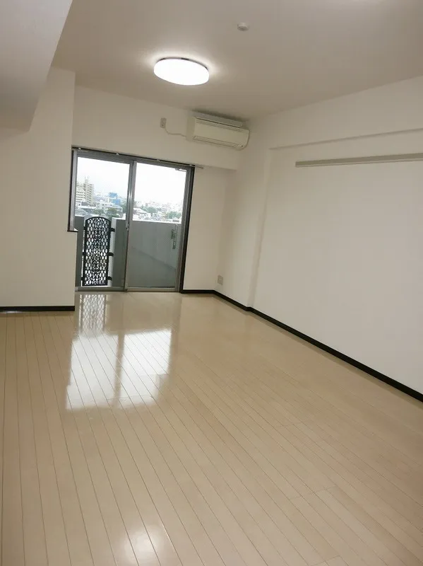 Excelia Ikebukuro WESTⅡ - Interior - ["Flooring", "Floor", "Wood"]