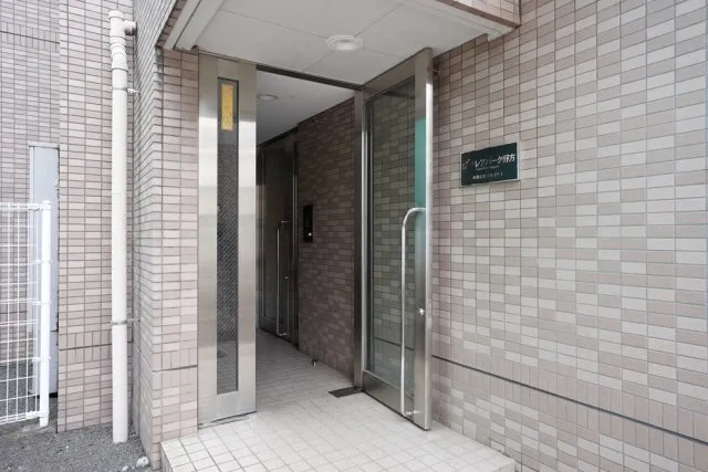 Clare Park Nogata - Exterior - ["Tile Flooring", "Tile", "Building material"]