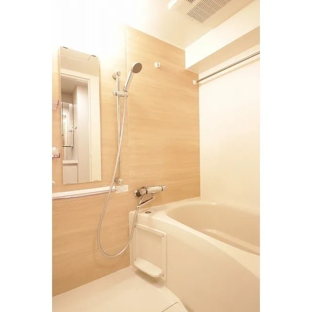 BluRock Aobadai - Interior - ["Brown", "Plumbing fixture", "Tap"]