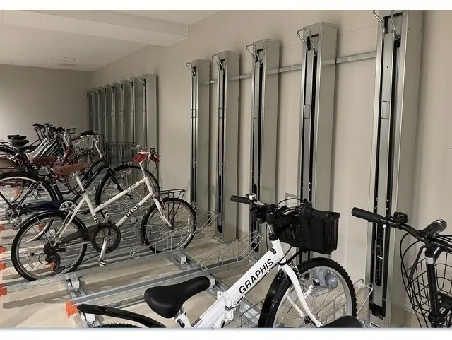 ALTERNA Nihonbashi - Exterior - ["Bicycle", "Wheel", "Tire"]