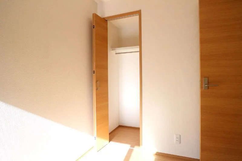 Tribeca - Interior - ["Wall", "Flooring", "Wood"]