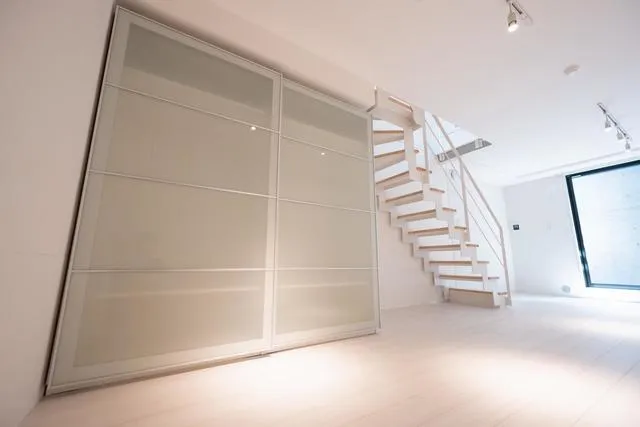 Grand Residence Meguro - Interior - ["Fixture", "Wood", "Building"]
