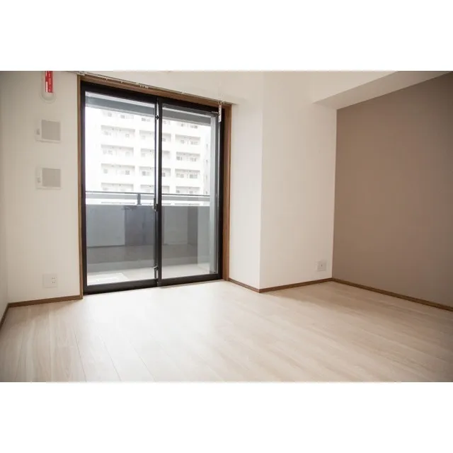 Comforia Shibuya West - Interior - ["Building", "Window", "Fixture"]