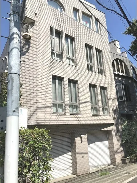 Scalar Sukumo - Exterior - ["Building", "Property", "Window"]