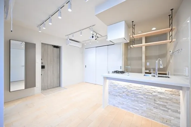 Grand Maison Meguro - Interior - ["Flooring", "Wall", "Wood"]