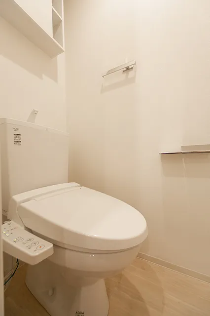 RJR Precia Kikukawa Station Square - Interior - ["Flooring", "Toilet seat", "Plumbing fixture"]