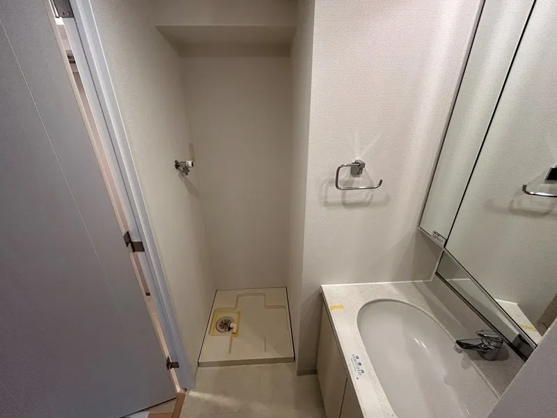 JMF Residence Akabane Shimo - Interior - ["Plumbing fixture", "Bathroom", "Floor"]