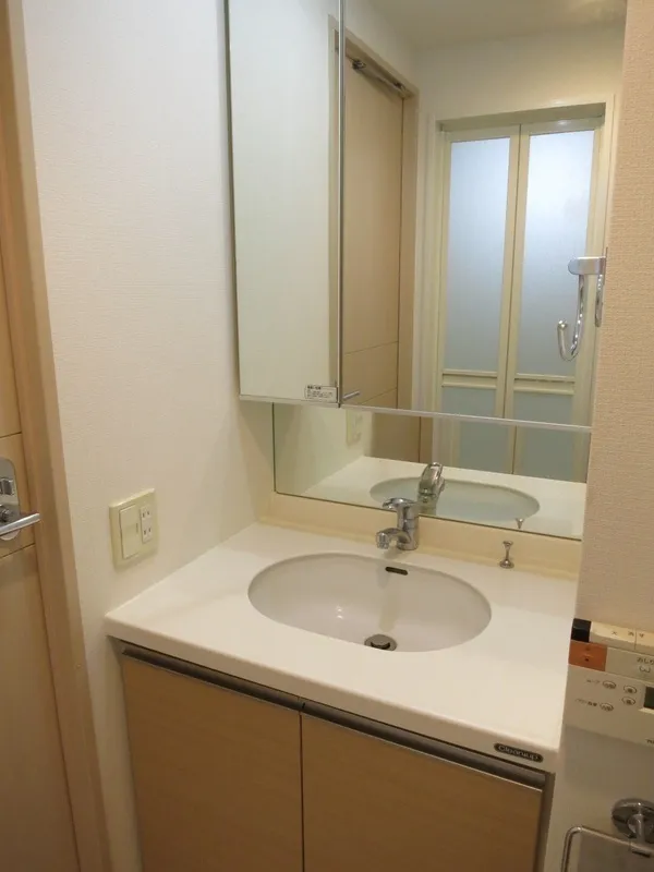 Doue Shintomi Town - Interior - ["Flooring", "Floor", "Interior design"]
