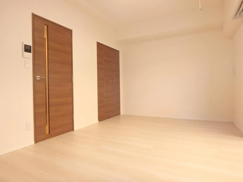 La Douceur Nerima Kasugacho - Interior - ["Brown", "Wood", "Building"]