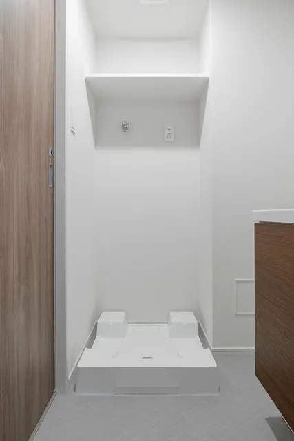 Clarity Magome - Interior - ["Wall", "Flooring", "Wood"]