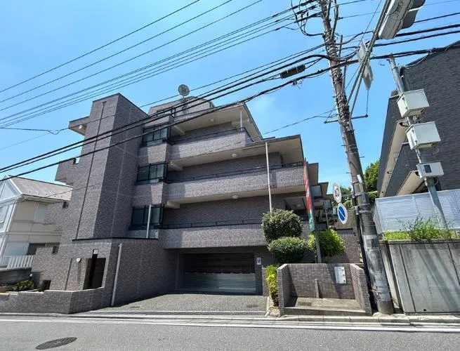 Negishi Ichibankan, Room 304