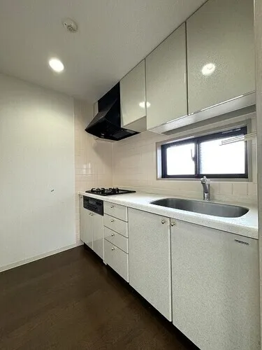 Lions Mansion Mejiro - Interior - ["Flooring", "Countertop", "Kitchen"]