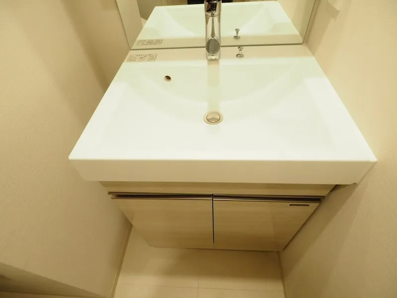 Urbanex Minamishinagawa II - Interior - ["Tap", "Plumbing fixture", "Bathroom sink"]