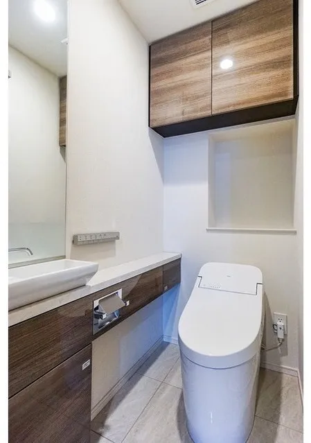 Belle Vue Chiyoda Iidabashi - Interior - ["Property", "Plumbing fixture", "Bathroom cabinet"]