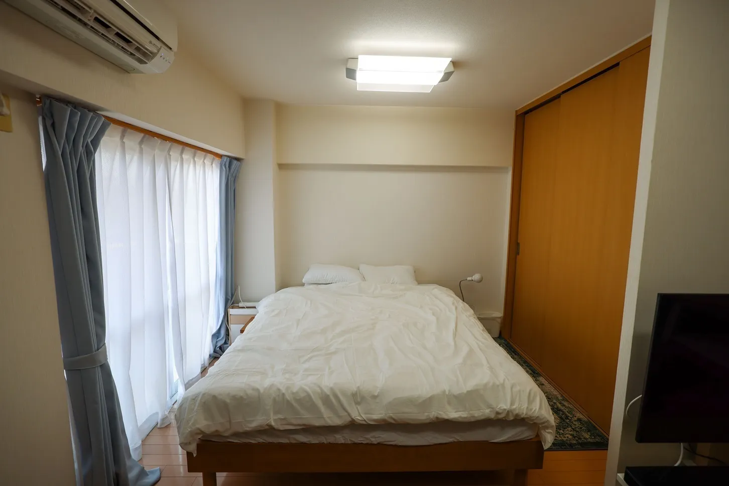 Kugayama Apartment - Interior - ["Furniture", "Bedroom", "Floor"]