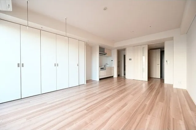 SHIBUYA CAST. APARTMENT - Interior - ["Wood", "Rectangle", "Fixture"]