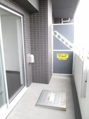 THE Grande Rega - Interior - ["Tile", "Aluminium"]