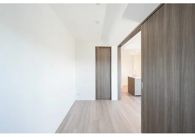 Comforia Liv Nagafukucho - Interior - ["Flooring", "Wood flooring", "Wood"]