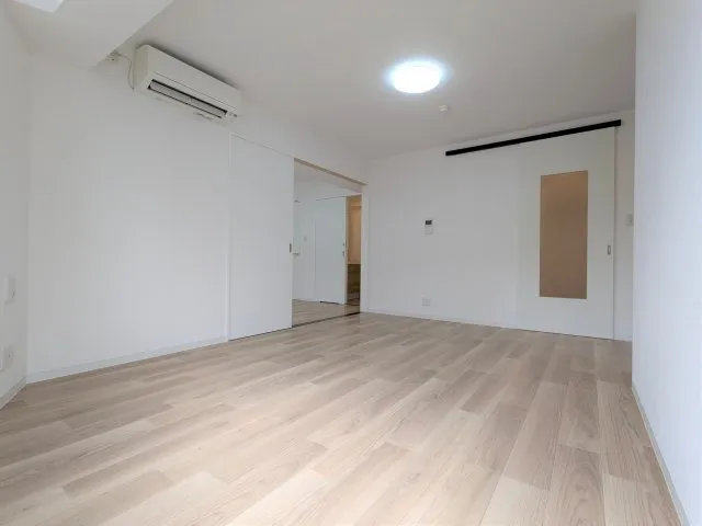Beljure Takanawa - Interior - ["Flooring", "Floor", "Wood flooring"]